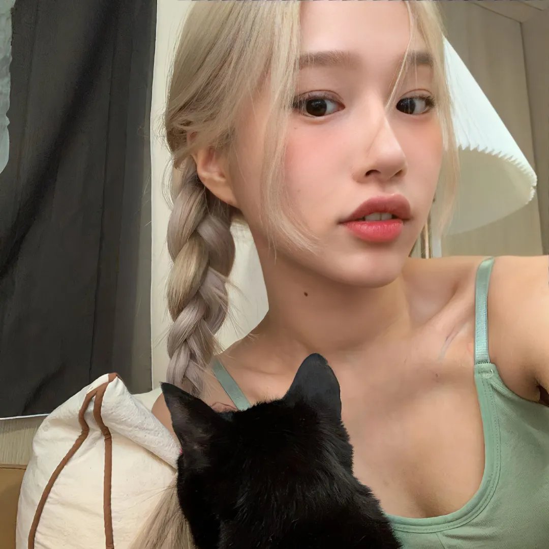 The Seasons 4-李孝利的红毯